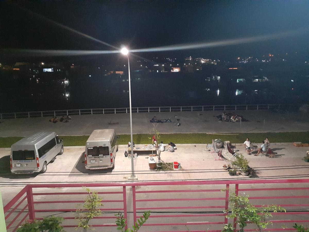 Homestay Chau Trieu - Фантхьет Экстерьер фото